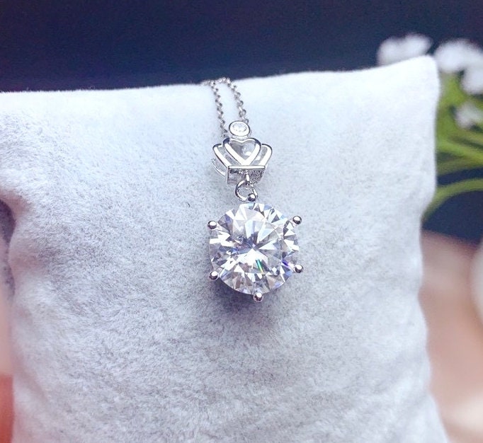 5 Carat Shining Moissanite Pendant Necklace, S925 Sterling Silver, Handmade Engagement Gift  For Women Her