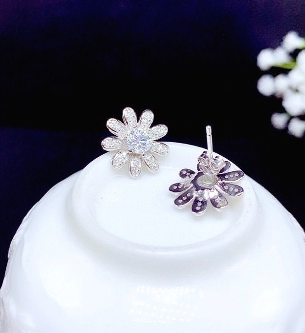 0.5 Carat Daisy Shinning Moissanite Earrings, S925 Sterling Silver, Handmade Engagement Gift  For Women Her